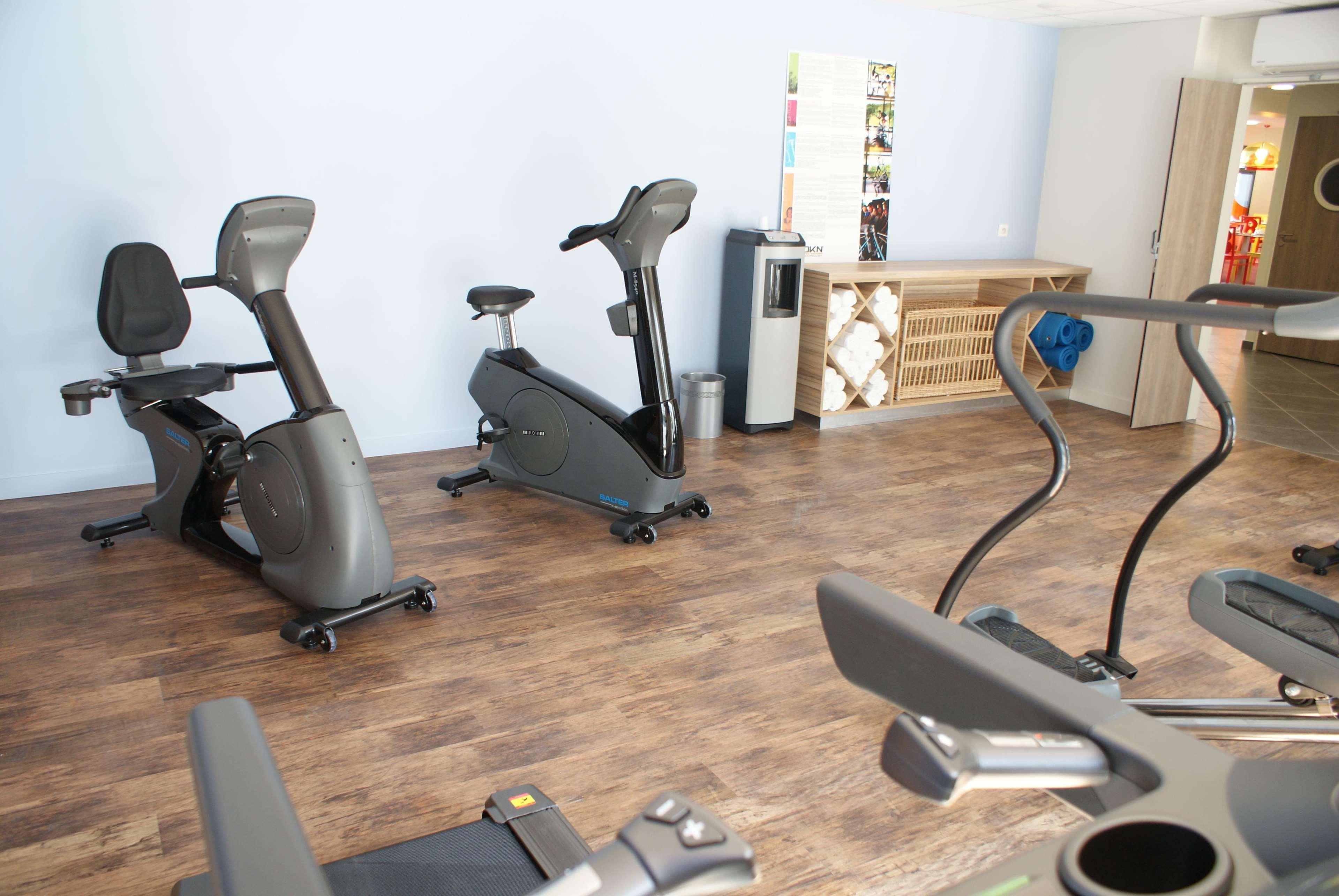 Hotel Confort La Rochelle Centre Les Minimes Екстериор снимка