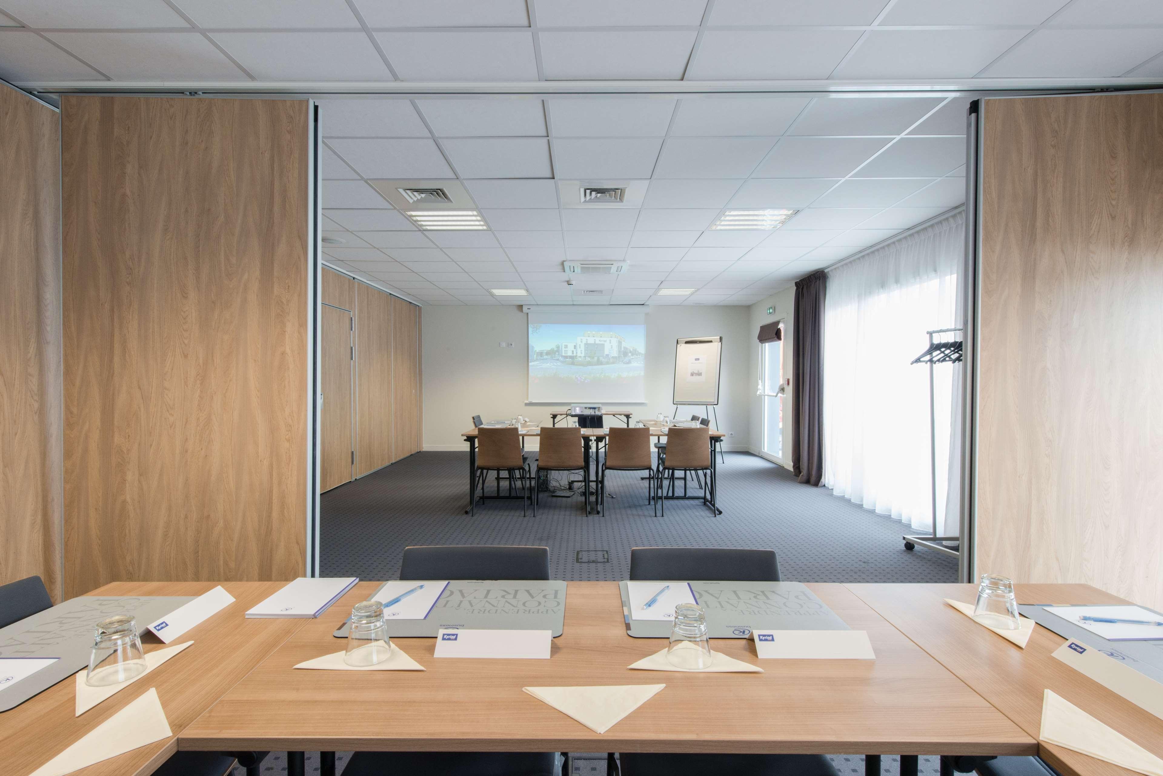 Hotel Confort La Rochelle Centre Les Minimes Екстериор снимка