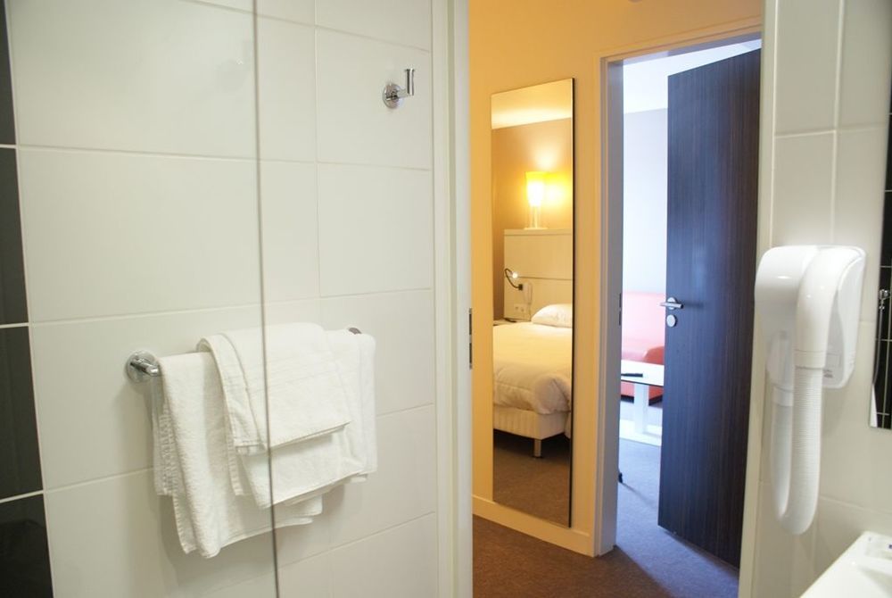 Hotel Confort La Rochelle Centre Les Minimes Стая снимка