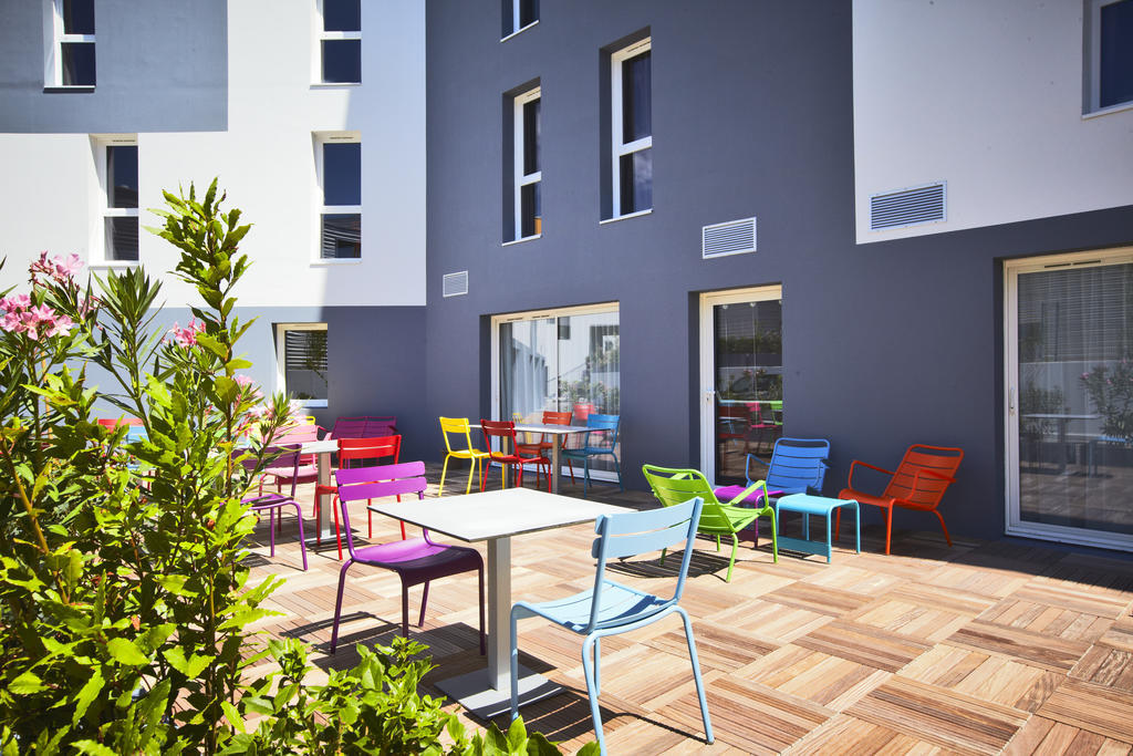 Hotel Confort La Rochelle Centre Les Minimes Екстериор снимка